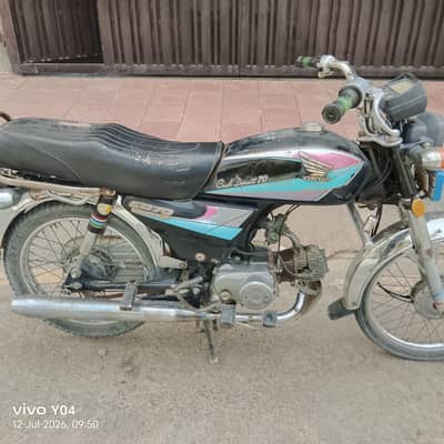 Honda CD 70 total genuine