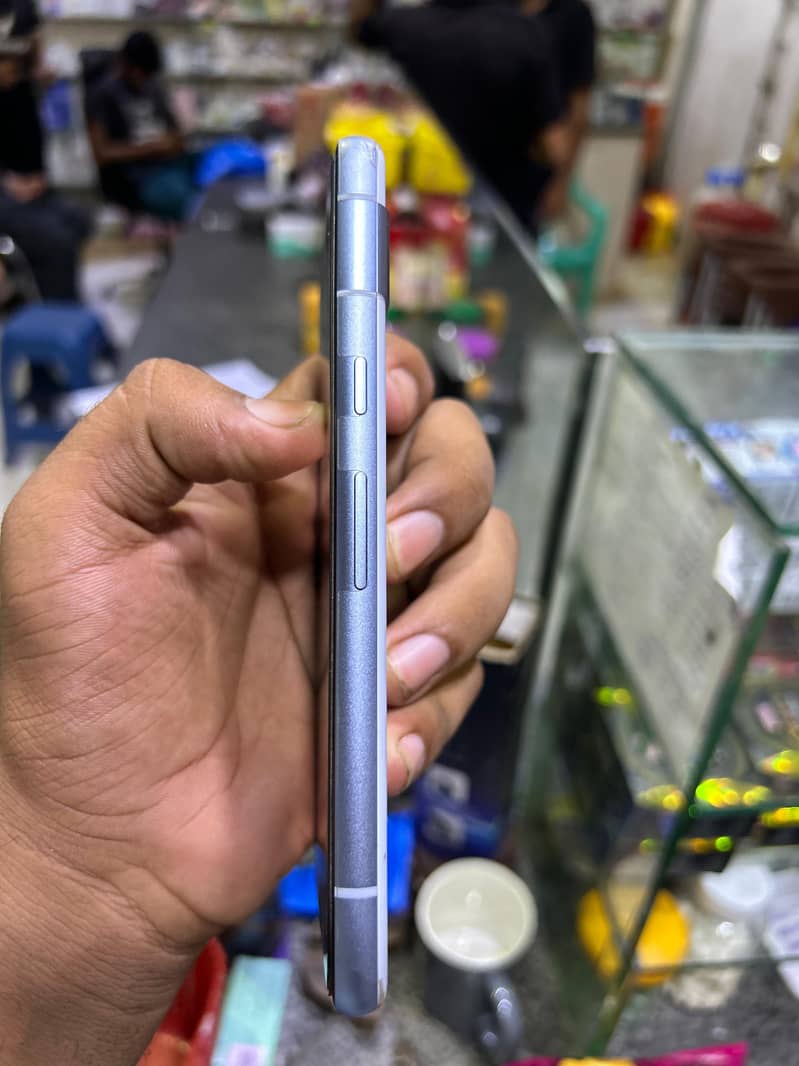 Google Pixel 7a 2