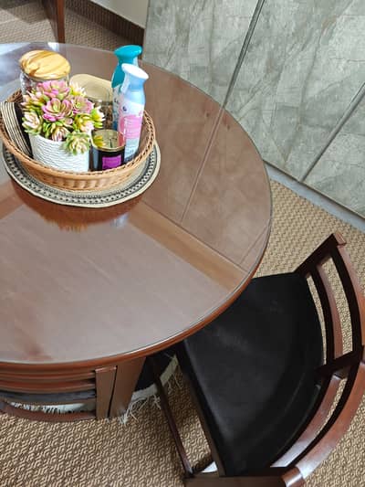 Compact Round Dining Table with 4 Hideaway Chairs – 8mm Glass Top