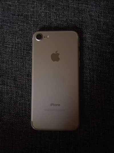 Apple iPhone 7