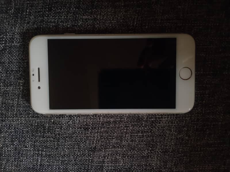 Apple iPhone 7 3
