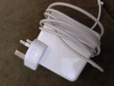 apple mac book pro Adaptor