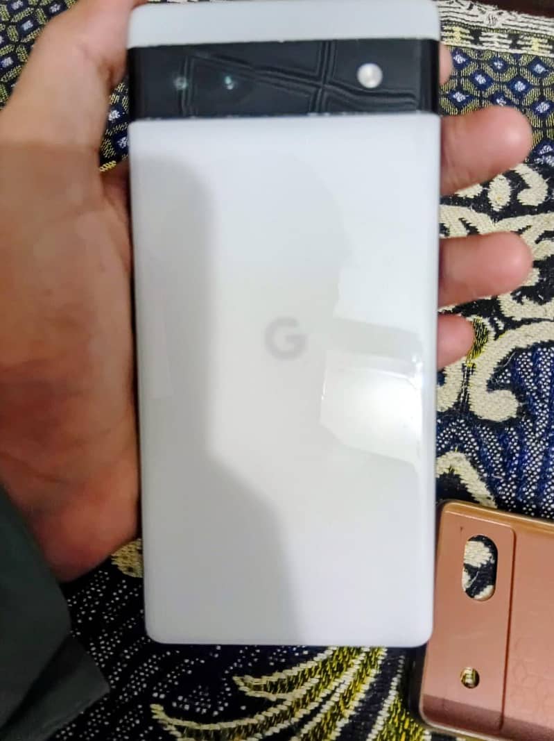 Google Pixel 6a 1