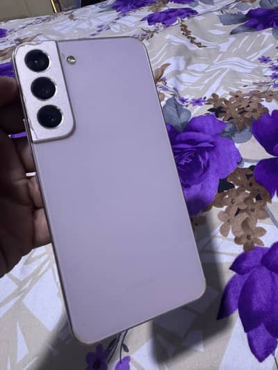 Samsung Mobile S22 128 GB 8/10 condition