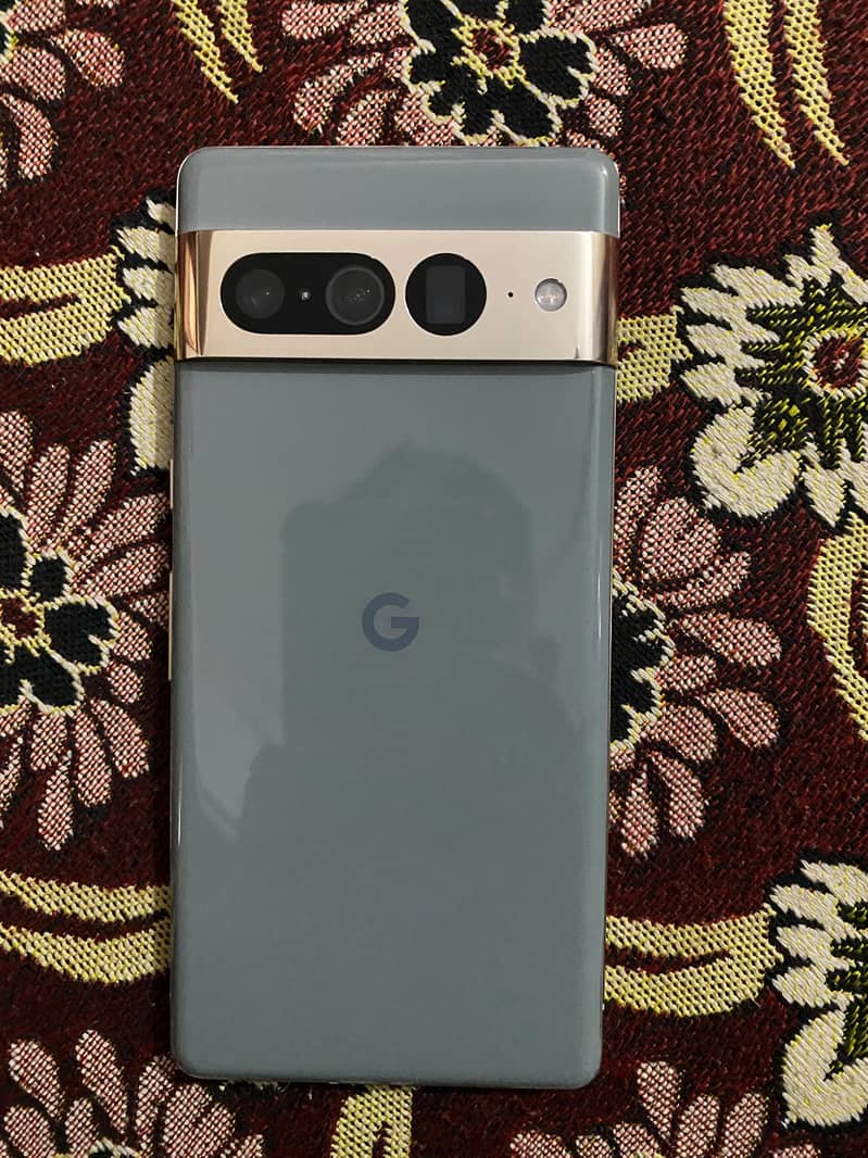 Google Pixel 7 Pro 2
