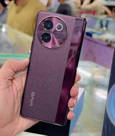 Vivo V30