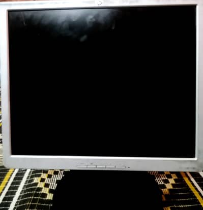 “HP 1740 17-inch LCD Monitor – VGA & DVI, Good Condition”