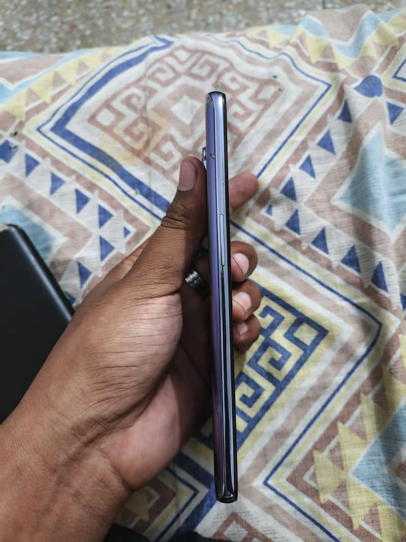 One Plus 9 4