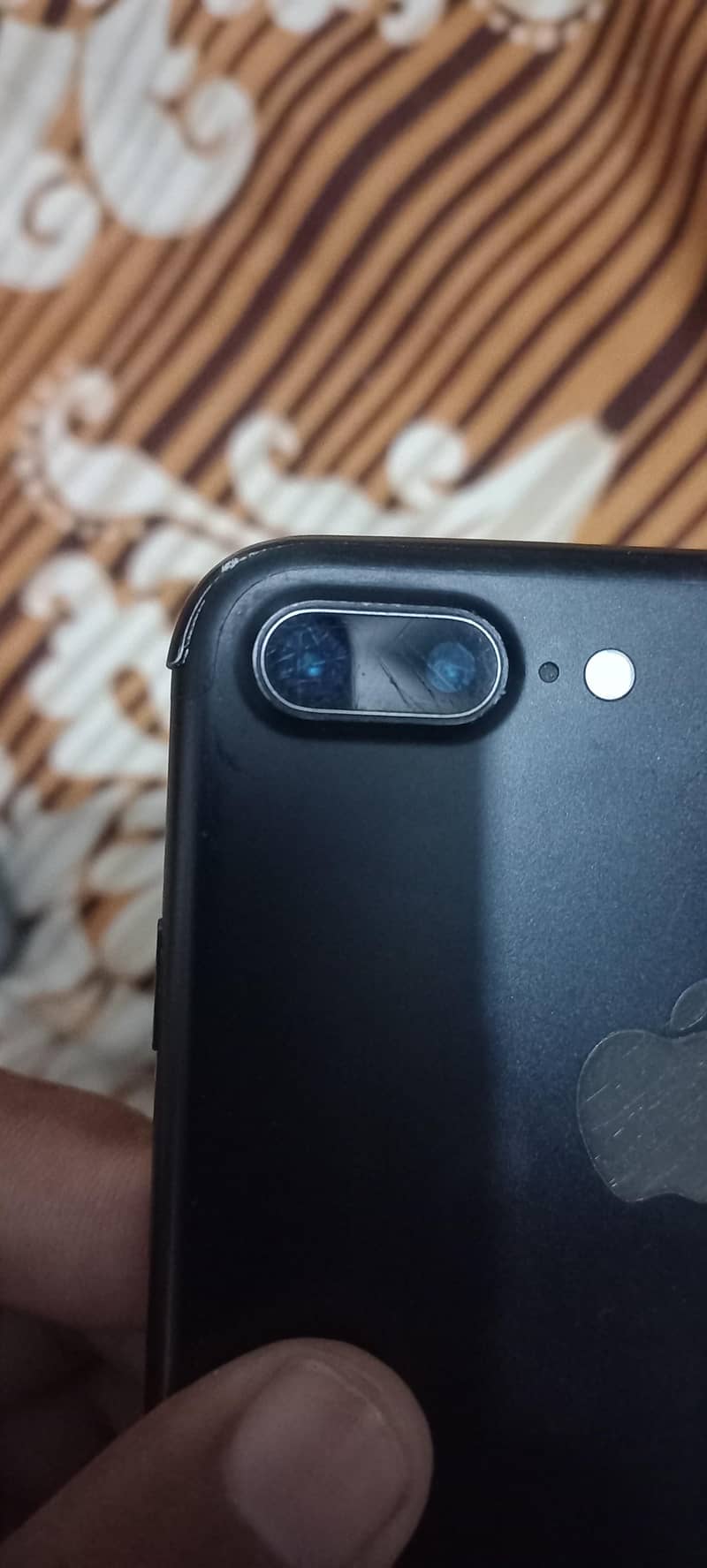 Apple iPhone 7 Plus 3