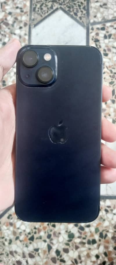 Apple iPhone 13