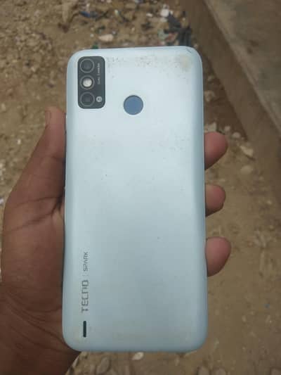 Tecno spark 6 go he 4gb 64gb he tora  crack he Baki ok he