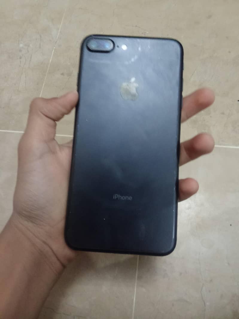 Apple iPhone 7 Plus 0