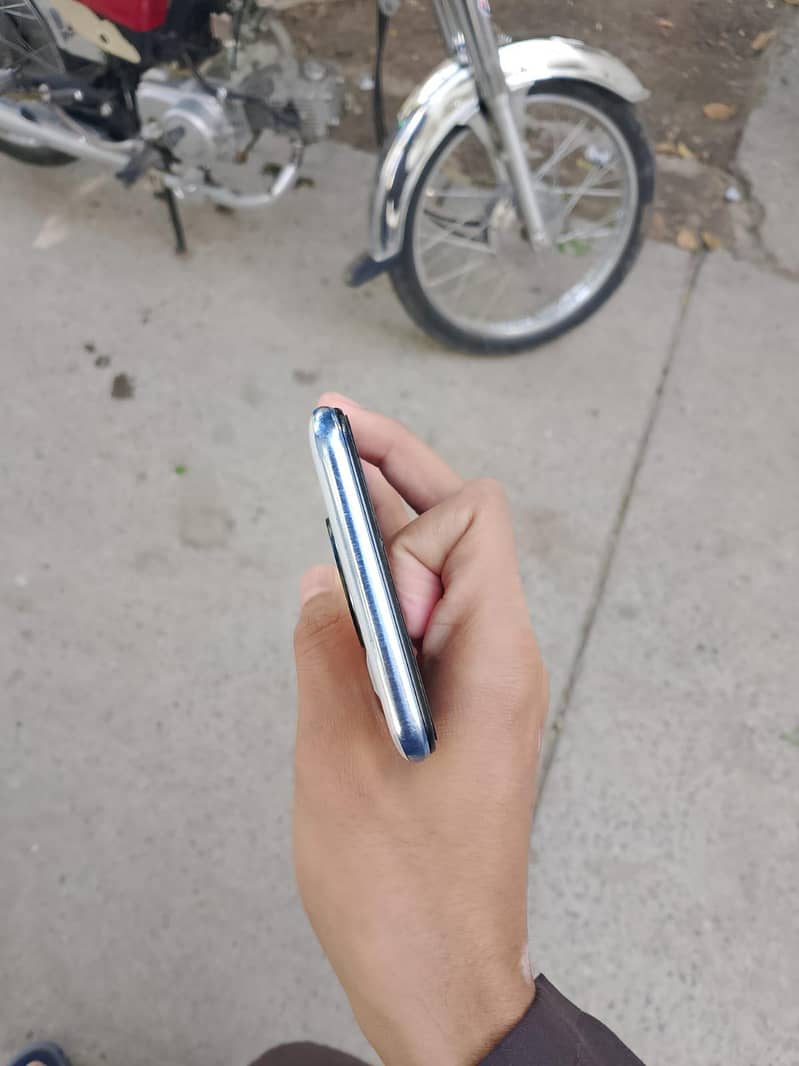 Infinix Note 7 5