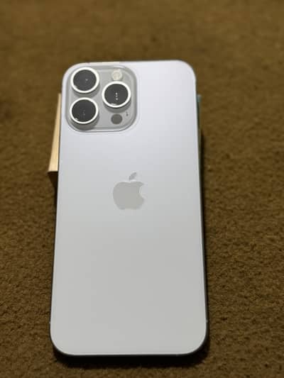 Apple iPhone 16 Pro Max JV