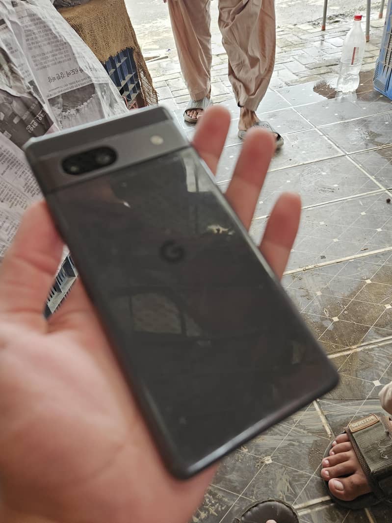 Google Pixel 7a 2