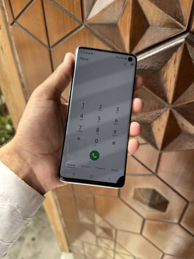 Samsung S10