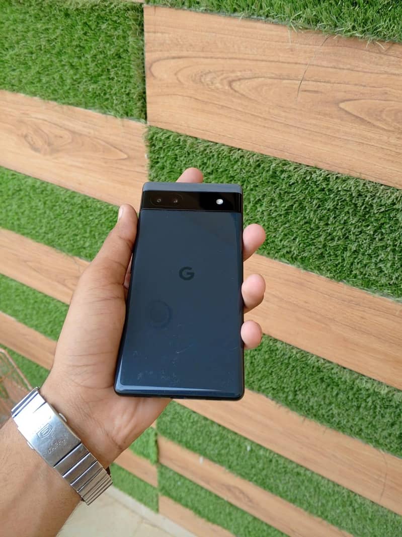 Google Pixel 6a 1