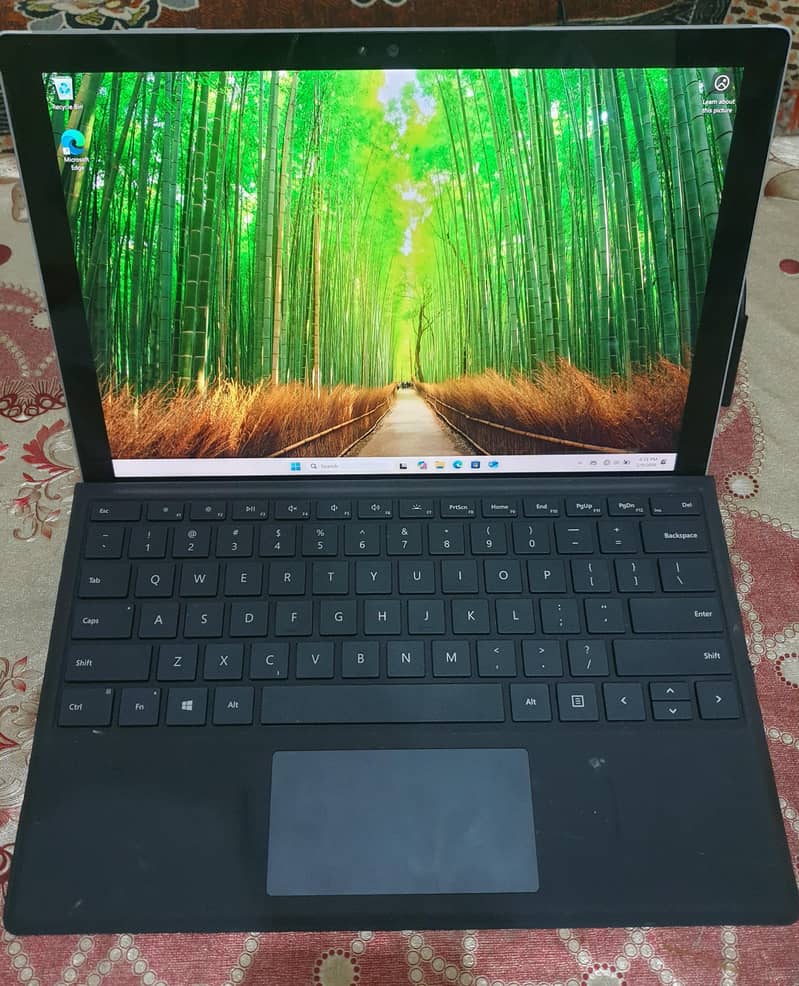 Microsoft Sarface 0