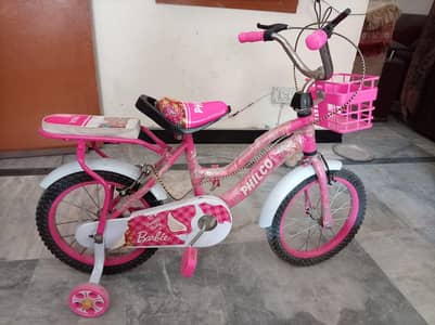 Girls cycle