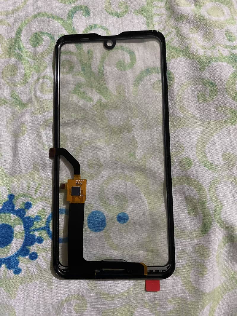 Sharp Aquos R3 with complete gaming kit 7