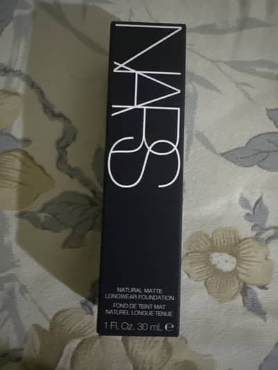 BRAND NEW NARS Natural Matte Longwear Foundation 100% Authentic (USA)