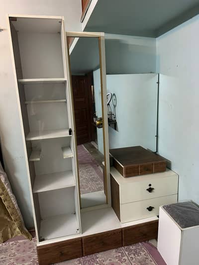 Dressing Table with Mirror