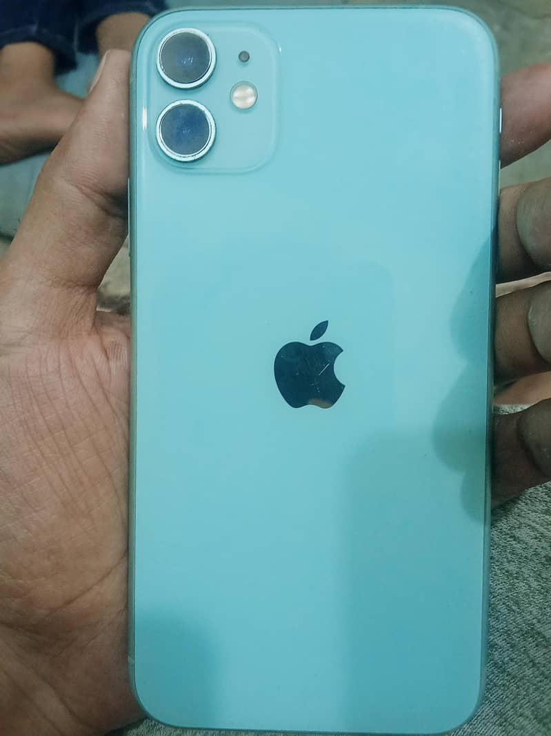 Apple iPhone 11 0