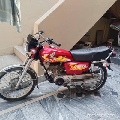 Honda 125 . . 2021 Model. . Neat and Clean