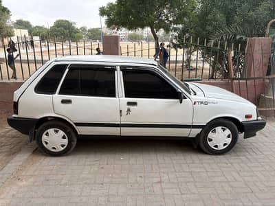 Khyber 96 AC on hai, petrol New shower New tyres 03112232366