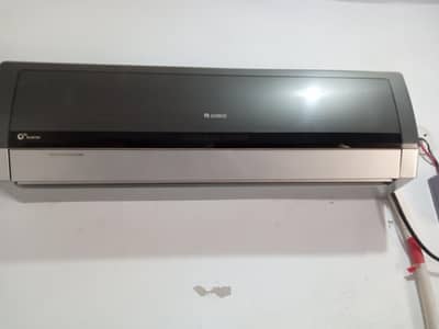 G-10 Gree AC Excellent Condition