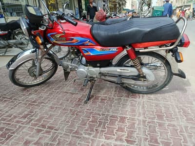 crown bike ha latter cut ha number nahe Laga huwa2023 model ha