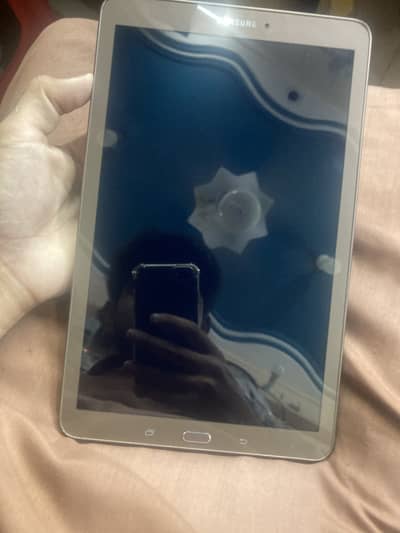 Samsung tab e9.6