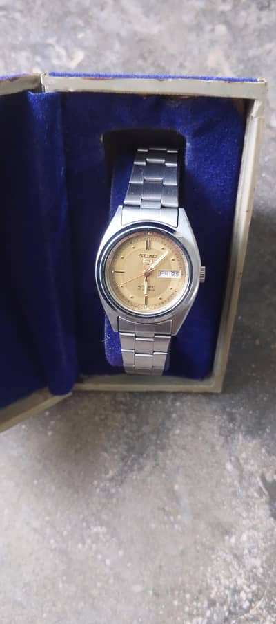 New Seiko Watch ⌚ 10/10 condition