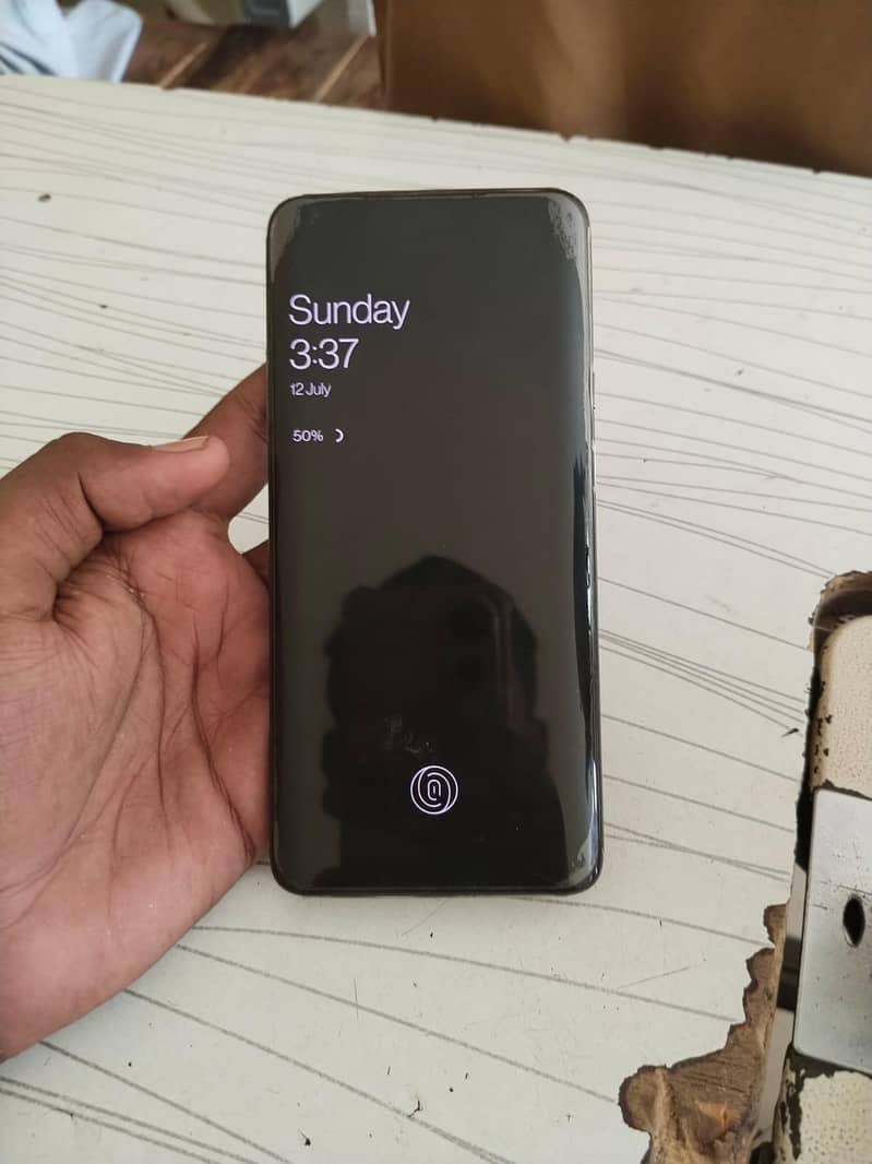 One Plus 7 Pro 3