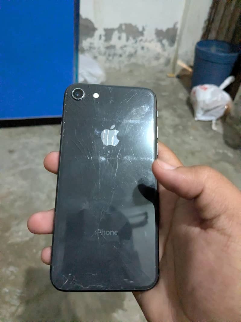 Apple iPhone 8 0