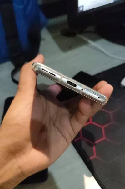 OnePlus 8, (8/128)