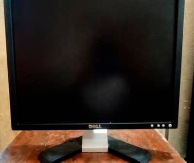 Dell E198FPF 19″ LCD Monitor – Working, Corner Damage,Still Usable