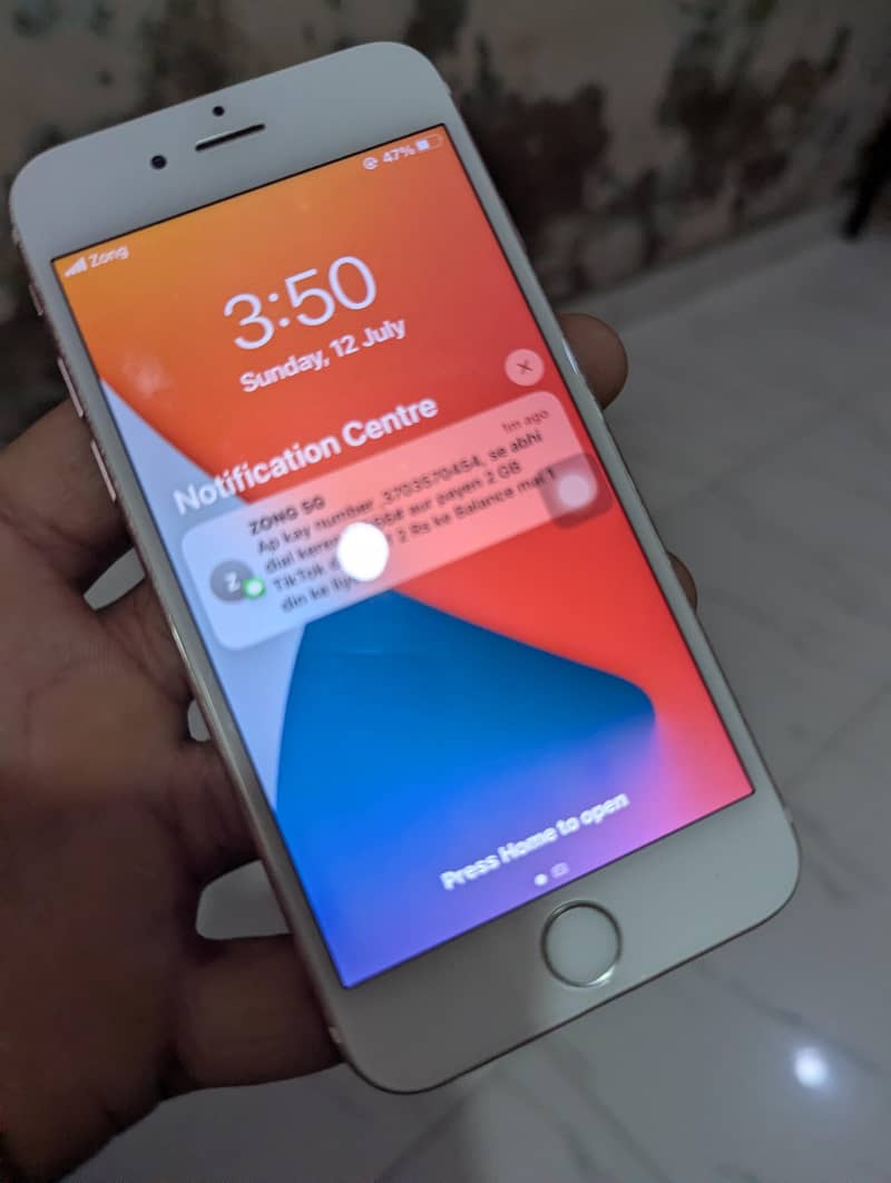 Apple iPhone 6S 3