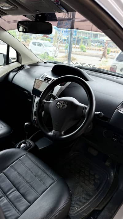 Toyota Vitz 2006