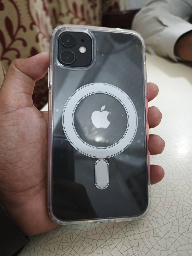 Apple iPhone 11 3
