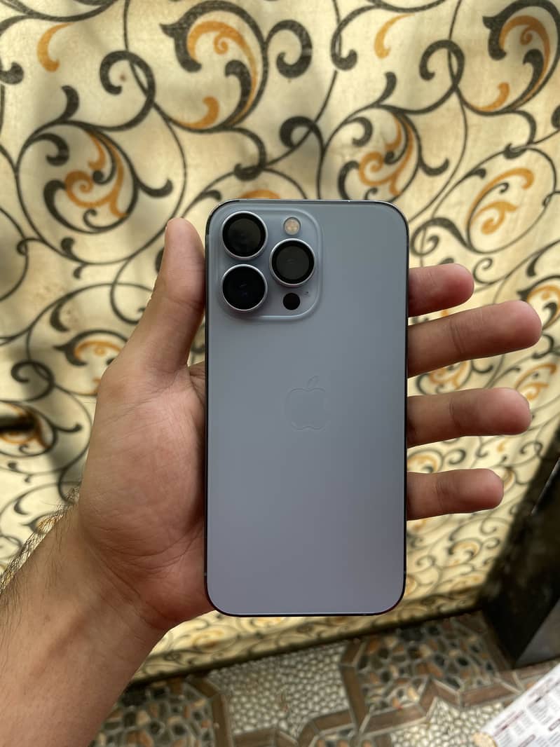 Apple iPhone 13 Pro 3