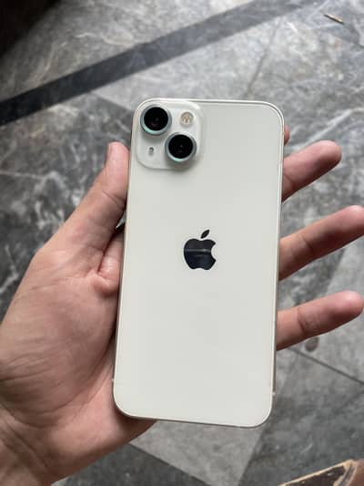 Apple iPhone 13