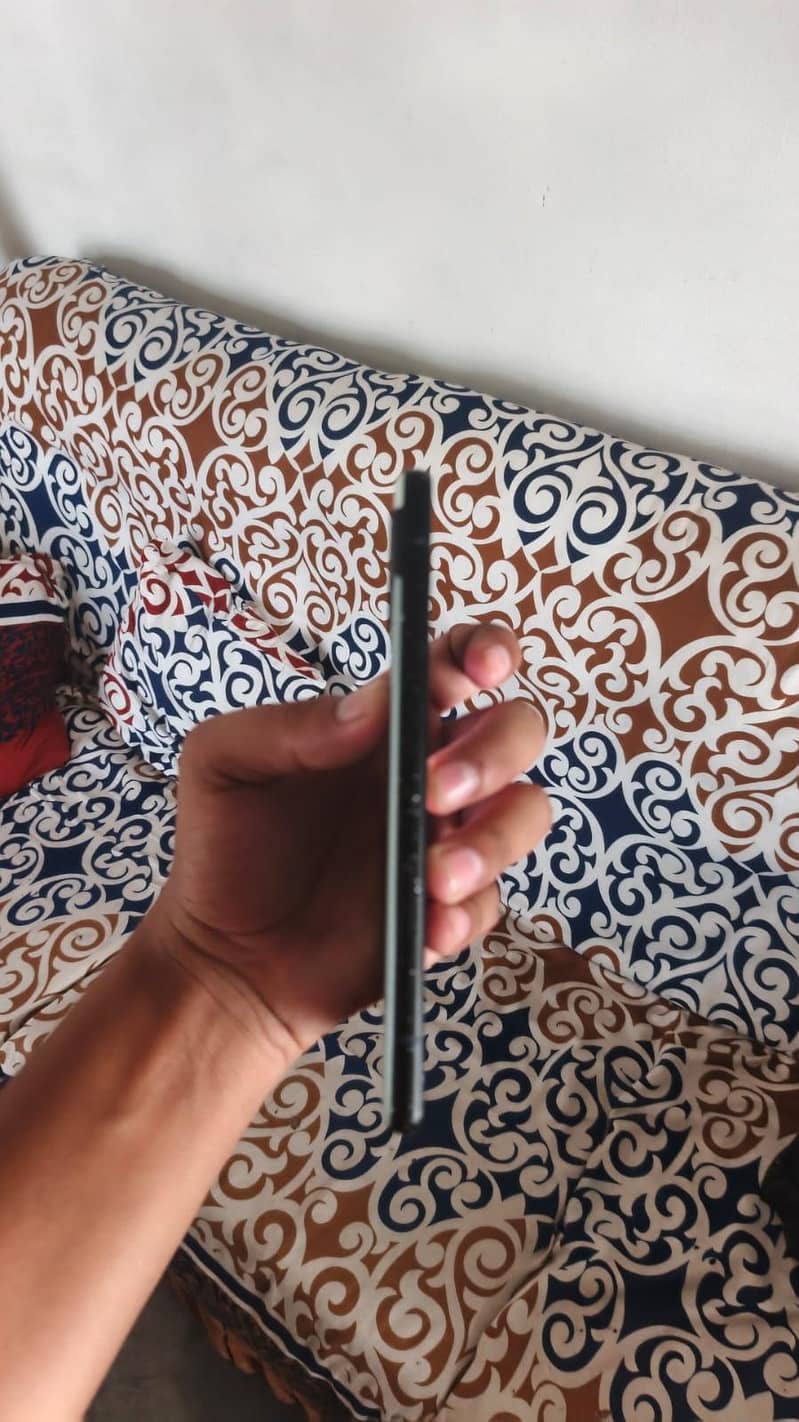 Google pixel 6a 3