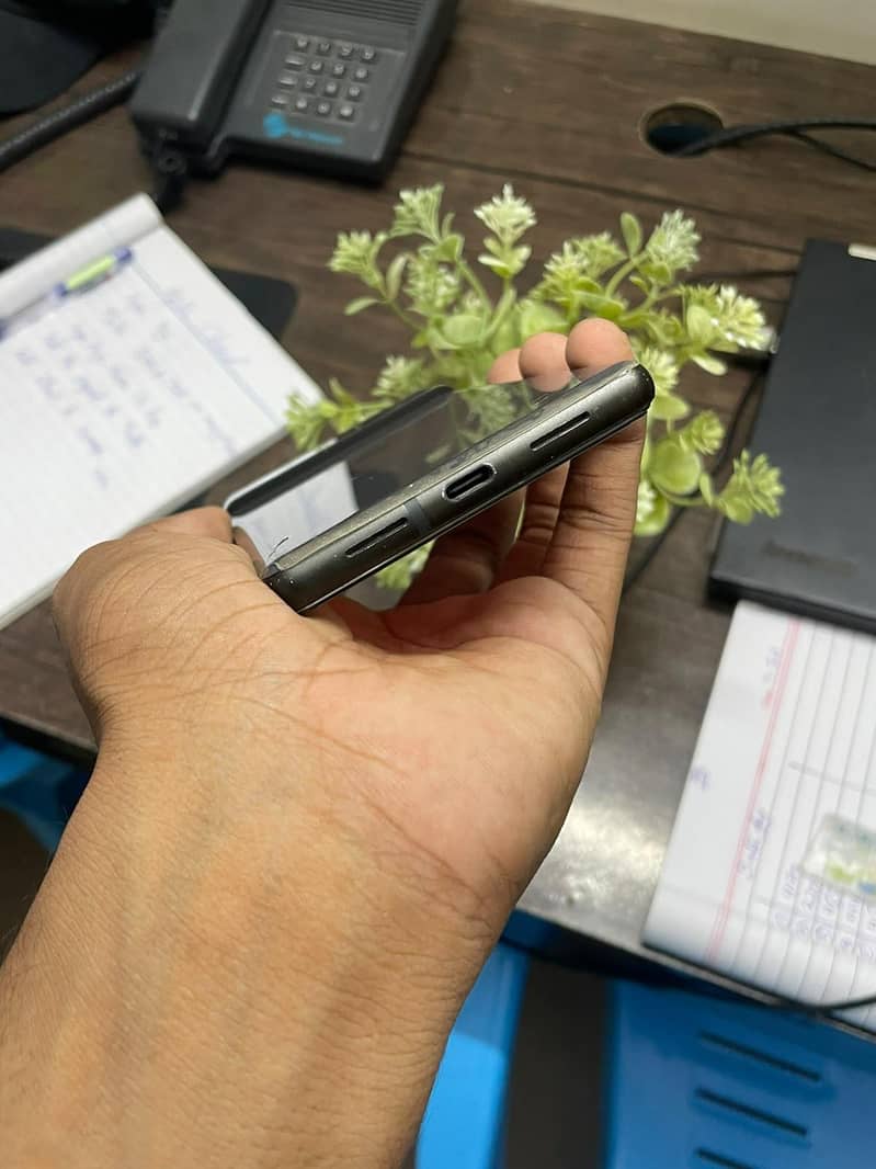 Google Pixel 6 3