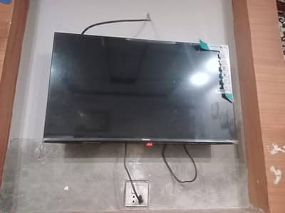 Hisense 32 inches Led For sale