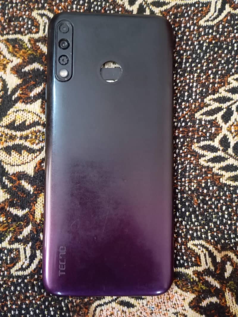 Tecno Spark 4 1