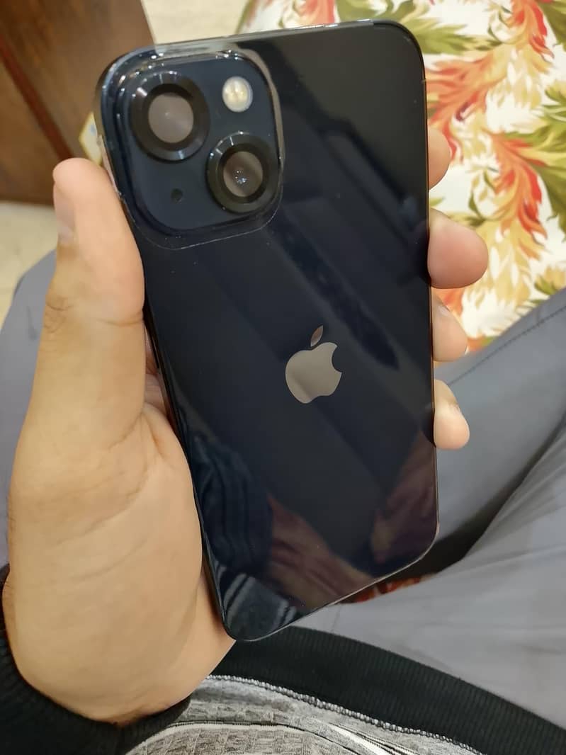 Apple iPhone 13 3