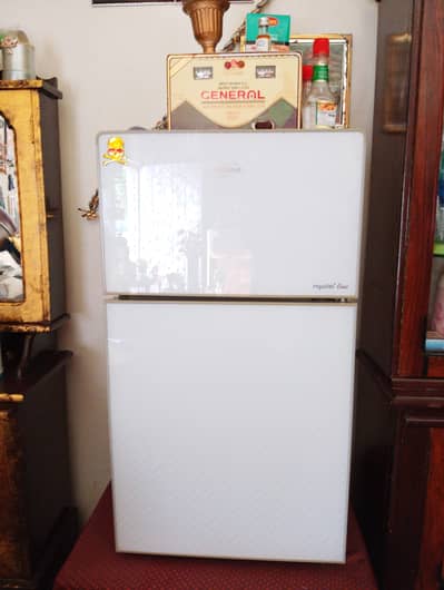 Apne room ke liye liya tha to ab change kar liya hai bada fridge liya