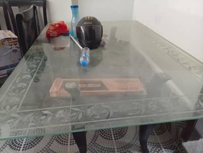 6 seater big dinning table for sale