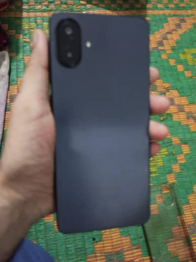 samsung a07  6/128 8month warrnty box nhi hai
